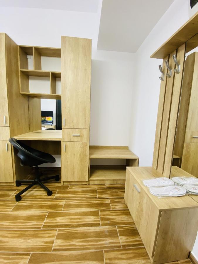 New City Studios With Balcony Букурещ Екстериор снимка