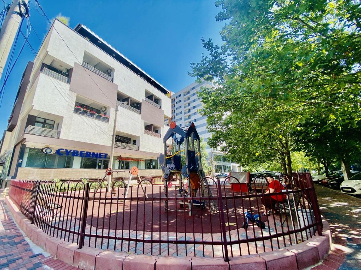 New City Studios With Balcony Букурещ Екстериор снимка
