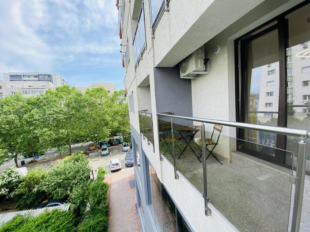 New City Studios With Balcony Букурещ Екстериор снимка